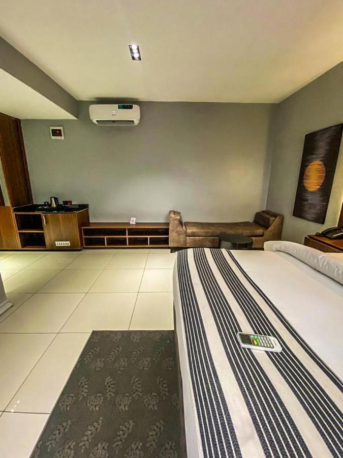 Gravity Hotels By Ace Owerri Exteriör bild